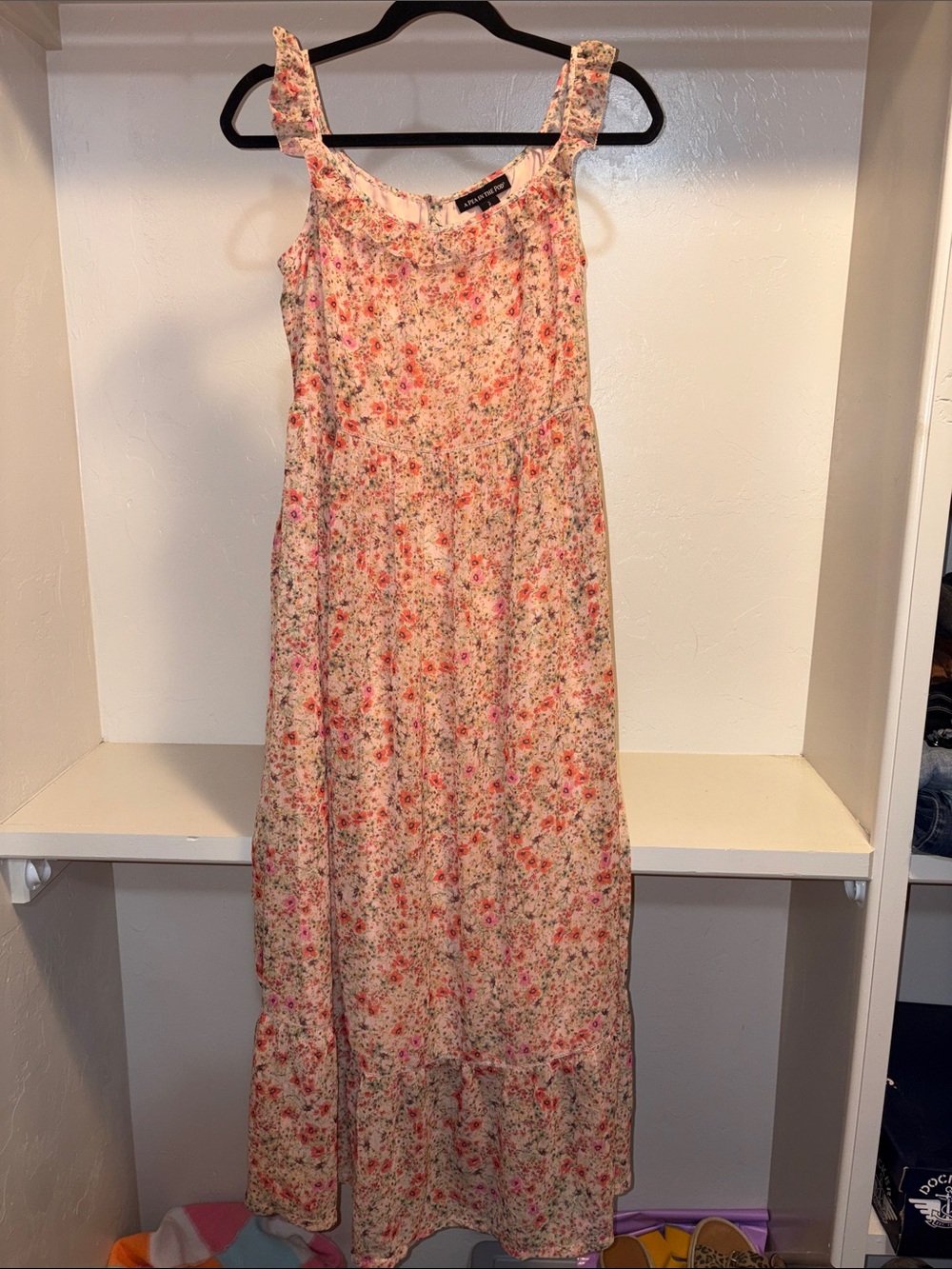 A Pea in the Pod Cream Maxi Dress with Pink Floral Print